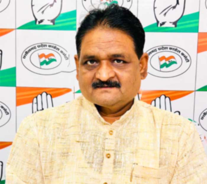 मोदी ने अपनी असफलता से जनता का ध्यान हटाने सीएए का राग अलापा है