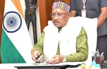 मुख्यमंत्री के निर्देश पर छत्तीसगढ़ शासन की बड़ी कार्रवाई : जल जीवन मिशन के कार्यों में लापरवाही पर 6 ईई निलंबित, 4 को नोटिस