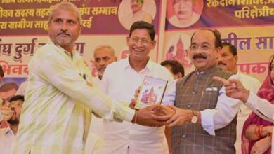 उपमुख्यमंत्री अरुण साव ने बोराई में साहू समाज के प्रतिभावानों का किया सम्मान, पूर्वजों के मार्ग पर चलने का दिया संदेश