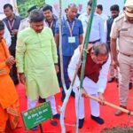 मुख्यमंत्री विष्णु देव साय ने नवीन विधानसभा परिसर में किया पौधरोपण