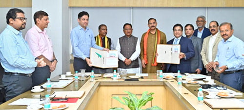 मुख्यमंत्री विष्णुदेव साय का संकल्प: आदिवासी अंचलों सहित सभी नागरिकों तक पहुँचे विश्वस्तरीय स्वास्थ्य सुविधा मुख्यमंत्री विष्णुदेव साय का संकल्प: आदिवासी अंचलों सहित सभी नागरिकों तक पहुँचे विश्वस्तरीय स्वास्थ्य सुविधा