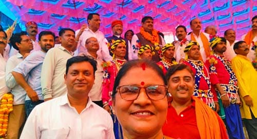 बस स्टैंड अहिवारा में शिक्षा मंत्री गजेन्द्र यादव का भव्य स्वागत बस स्टैंड अहिवारा में शिक्षा मंत्री गजेन्द्र यादव का भव्य स्वागत