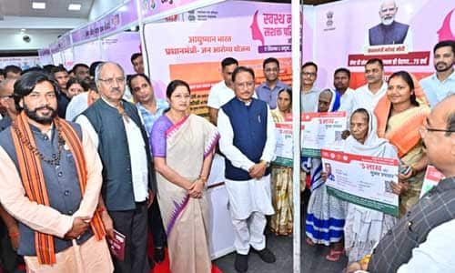 स्वस्थ मां ही सशक्त समाज की निर्माता: प्रधानमंत्री मोदी