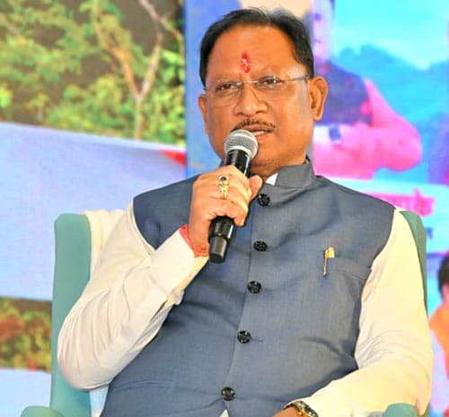 प्रदेश में नक्सलवाद समाप्त कर गढ़ेंगे विकास की राह: मुख्यमंत्री विष्णुदेव साय
