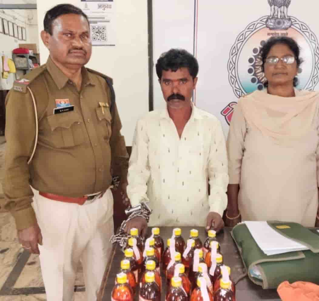 नंदिनी नगर पुलिस की बड़ी कार्रवाई, अवैध शराब बेचते आरोपी को जेल भेजा नंदिनी नगर पुलिस की बड़ी कार्रवाई, अवैध शराब बेचते आरोपी को जेल भेजा