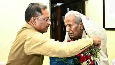 विनोद कुमार शुक्ल के निधन पर छत्तीसगढ़ सरकार ने राजकीय सम्मान से अंतिम विदाई का निर्णय लिया