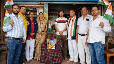 इतिहास से वर्तमान तक: मुरमुंदा चौक में कांग्रेस स्थापना दिवस का उत्सव