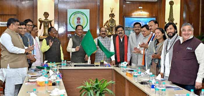 आइडिया से इम्पैक्ट तक: टेकस्टार्स वीकेंड ने छत्तीसगढ़ के युवा इनोवेटर्स में भरी उड़ान आइडिया से इम्पैक्ट तक: टेकस्टार्स वीकेंड ने छत्तीसगढ़ के युवा इनोवेटर्स में भरी उड़ान