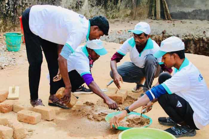 शांति की राह पर कदम—बंदूकें रुकीं तो भविष्य ने ली करवट
