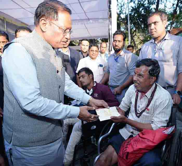 जनदर्शन में संवेदना का असर: मुख्यमंत्री साय ने तुरंत दिलाया समाधान