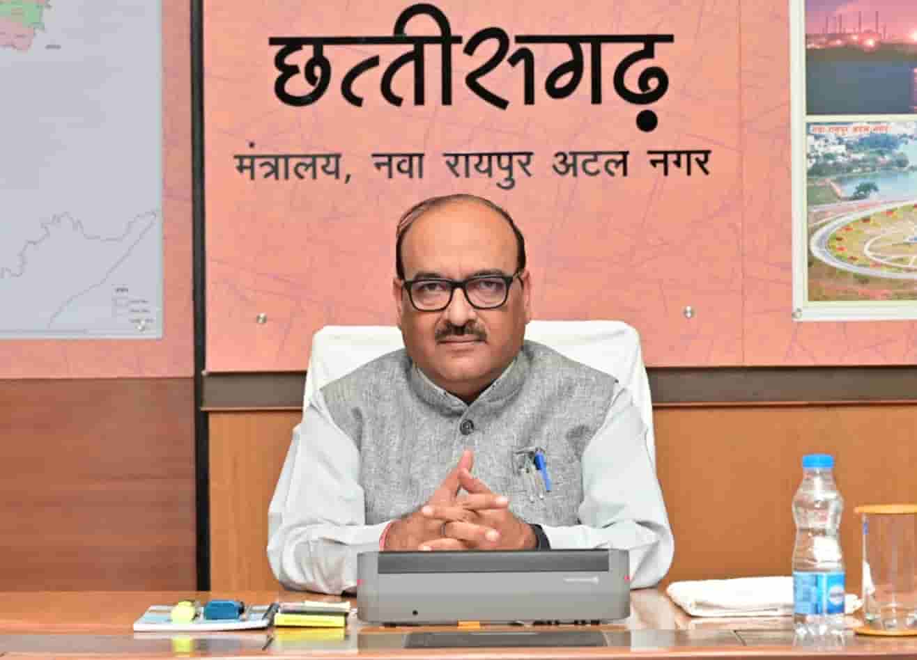 मुख्य सचिव ने मंत्रालय महानदी भवन में नवा अंजोर विजन@2047 मॉनिटरिंग पोर्टल की समीक्षा की मुख्य सचिव ने मंत्रालय महानदी भवन में नवा अंजोर विजन@2047 मॉनिटरिंग पोर्टल की समीक्षा की