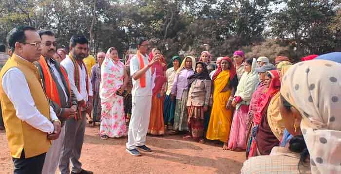 विकसित भारत गारंटी मिशन के तहत मुरमुन्दा मंडल में ओबीसी मोर्चा का ग्रामीण प्रवास शुरू विकसित भारत गारंटी मिशन के तहत मुरमुन्दा मंडल में ओबीसी मोर्चा का ग्रामीण प्रवास शुरू