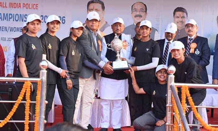 स्पोर्ट्स रिवोल्यूशन की तैयारी — सीएम साय का बड़ा ऐलान स्पोर्ट्स रिवोल्यूशन की तैयारी — सीएम साय का बड़ा ऐलान