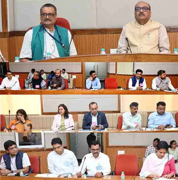 माटी से ममता तक: रायपुर में गूंजेगा प्रवासी छत्तीसगढ़िया गौरव माटी से ममता तक: रायपुर में गूंजेगा प्रवासी छत्तीसगढ़िया गौरव