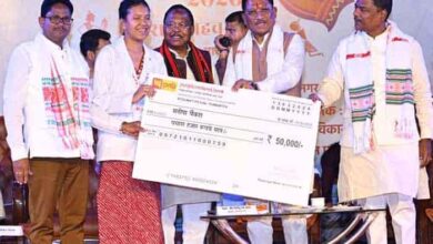 संघर्ष से समृद्धि की ओर—बस्तर में शांति और विकास की नई कहानी संघर्ष से समृद्धि की ओर—बस्तर में शांति और विकास की नई कहानी