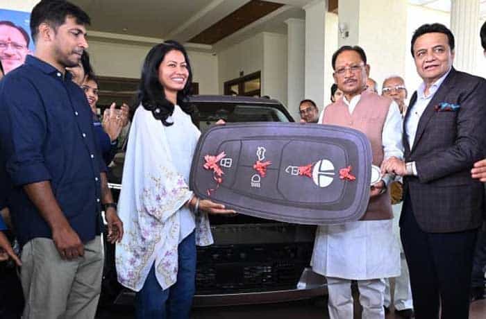 मैदान से मंजिल तक—बेहतर खेल अधोसंरचना से उभर रही नई प्रतिभाएँ मैदान से मंजिल तक—बेहतर खेल अधोसंरचना से उभर रही नई प्रतिभाएँ