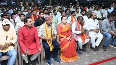 एक साथ कई बड़े कानून पास! धर्म स्वातंत्र्य से भर्ती परीक्षा तक, सरकार का बड़ा दांव एक साथ कई बड़े कानून पास! धर्म स्वातंत्र्य से भर्ती परीक्षा तक, सरकार का बड़ा दांव