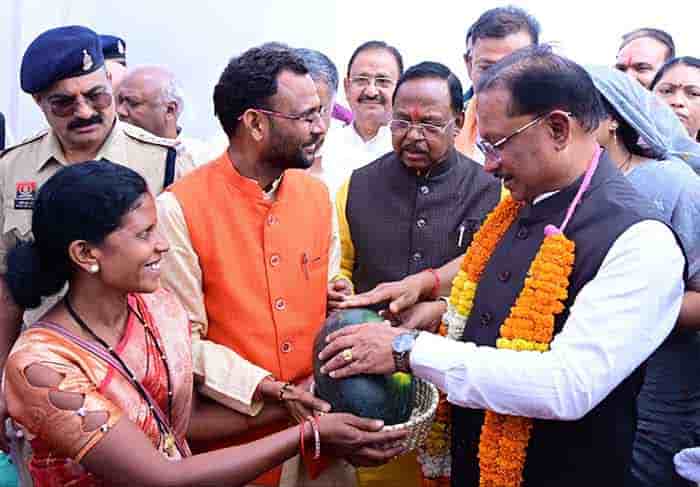 मुख्यमंत्री विष्णु देव साय ने कहा कि सरकार किसानों से किए वादे पूरे कर रही है