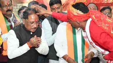 मुख्यमंत्री विष्णु देव साय ने कुदरगढ़ी माता मंदिर में पूजा कर प्रदेशवासियों की सुख-समृद्धि की कामना की मुख्यमंत्री विष्णु देव साय ने कुदरगढ़ी माता मंदिर में पूजा कर प्रदेशवासियों की सुख-समृद्धि की कामना की