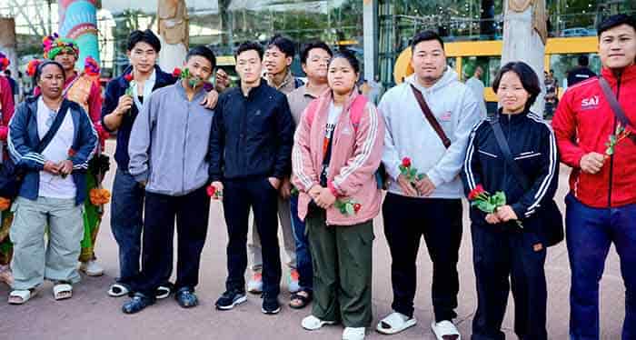 जनजातीय प्रतिभा का जश्न – मैदान में उतरने को तैयार देश के सितारे जनजातीय प्रतिभा का जश्न – मैदान में उतरने को तैयार देश के सितारे