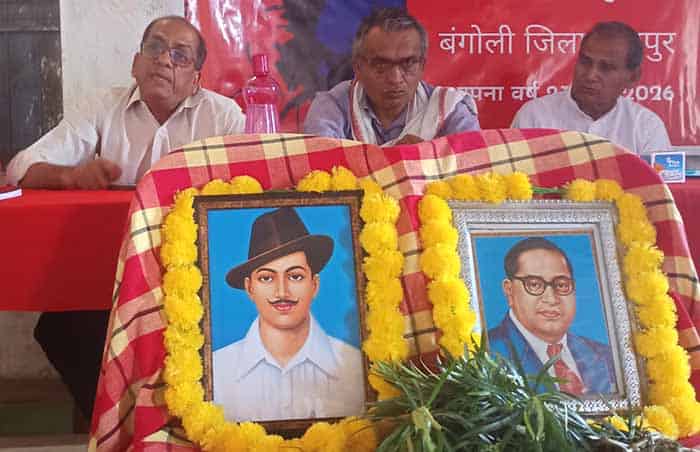 क्रांति की किताबें, बदलाव की सोच – नए पुस्तकालय से जगेगा युवा मन क्रांति की किताबें, बदलाव की सोच – नए पुस्तकालय से जगेगा युवा मन