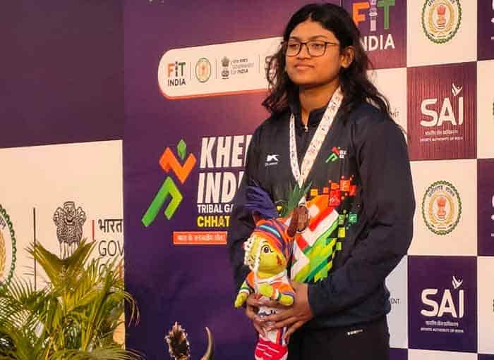 कर्नाटक के तैराक मणिकांता ने तीन स्वर्ण पदक जीते, अनुष्का भगत ने दूसरा पदक हासिल किया कर्नाटक के तैराक मणिकांता ने तीन स्वर्ण पदक जीते, अनुष्का भगत ने दूसरा पदक हासिल किया