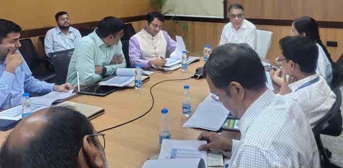 हर जीवन का सही रिकॉर्ड – डेटा से विकास की नई दिशा हर जीवन का सही रिकॉर्ड – डेटा से विकास की नई दिशा