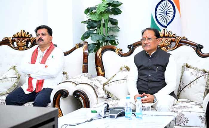 मुख्यमंत्री विष्णु देव साय का बड़ा बयान: ‘अब आम लोगों का हवाई सफर सपना नहीं’, छत्तीसगढ़ में उड़ान भर रही नई उम्मीद मुख्यमंत्री विष्णु देव साय का बड़ा बयान: ‘अब आम लोगों का हवाई सफर सपना नहीं’, छत्तीसगढ़ में उड़ान भर रही नई उम्मीद