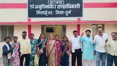 गांव की सियासत गरम: बागडुमर में अविश्वास की आंधी, ग्रामीणों का गुस्सा फूटा