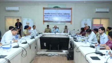 विकास कार्यों पर सख्ती! राज्यपाल रमेन डेका ने ली हाई-लेवल समीक्षा बैठक