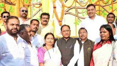 अंबिकापुर में आज़ाद का गौरव! सीएम साय ने किया प्रतिमा अनावरण, गूंजा देशभक्ति का माहौल