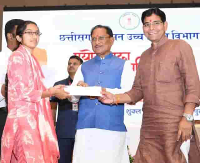 मेहनत रंग लाई: 430 युवाओं को मिला सरकारी सेवा का सुनहरा अवसर