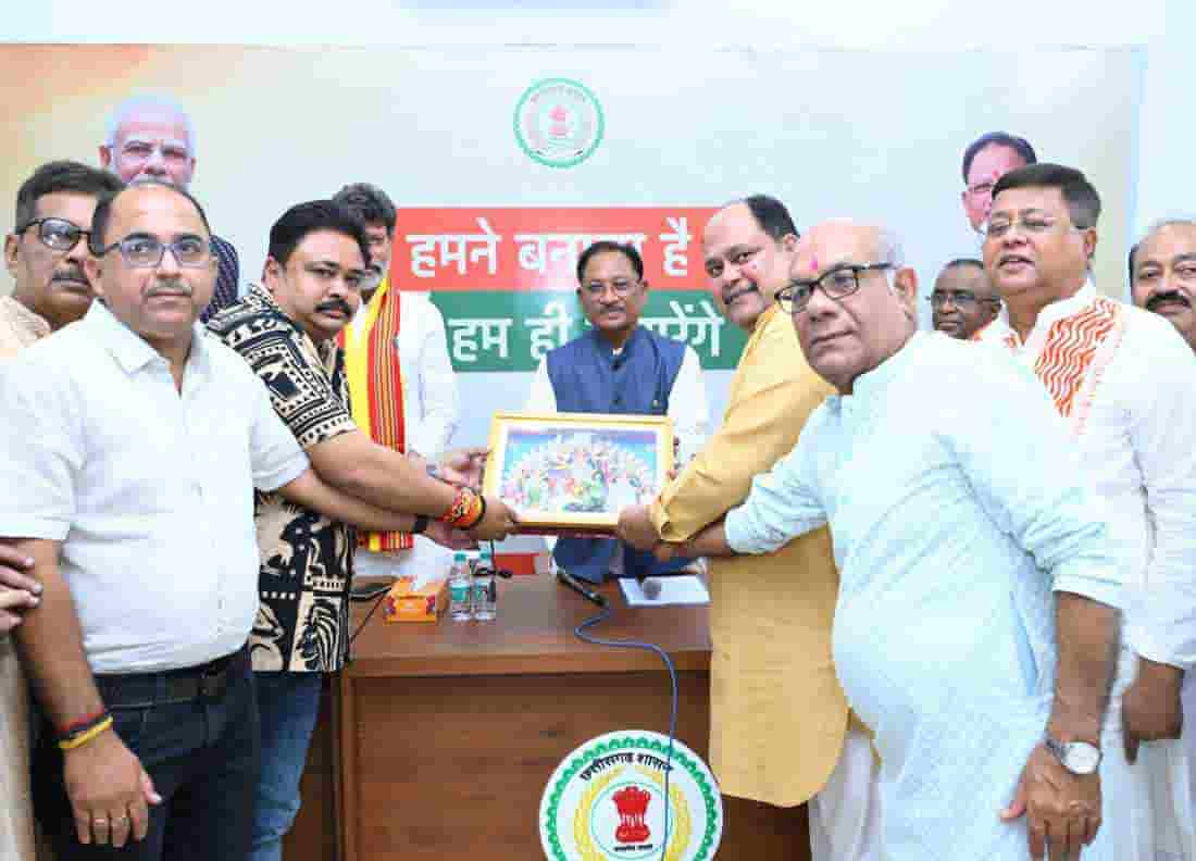 मुख्यमंत्री साय ने कहा—प्रदेश के विकास में बंगाली समाज की अहम भूमिका