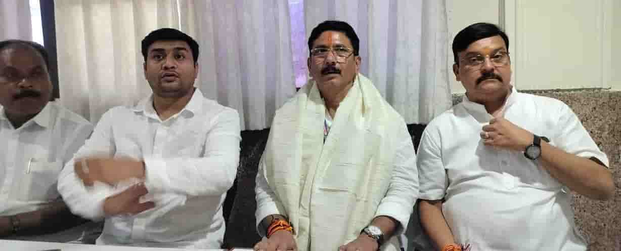 धर्मेन्द्र मिश्रा ने किसान आयोग गठन और कृषि को उद्योग का दर्जा देने की मांग की