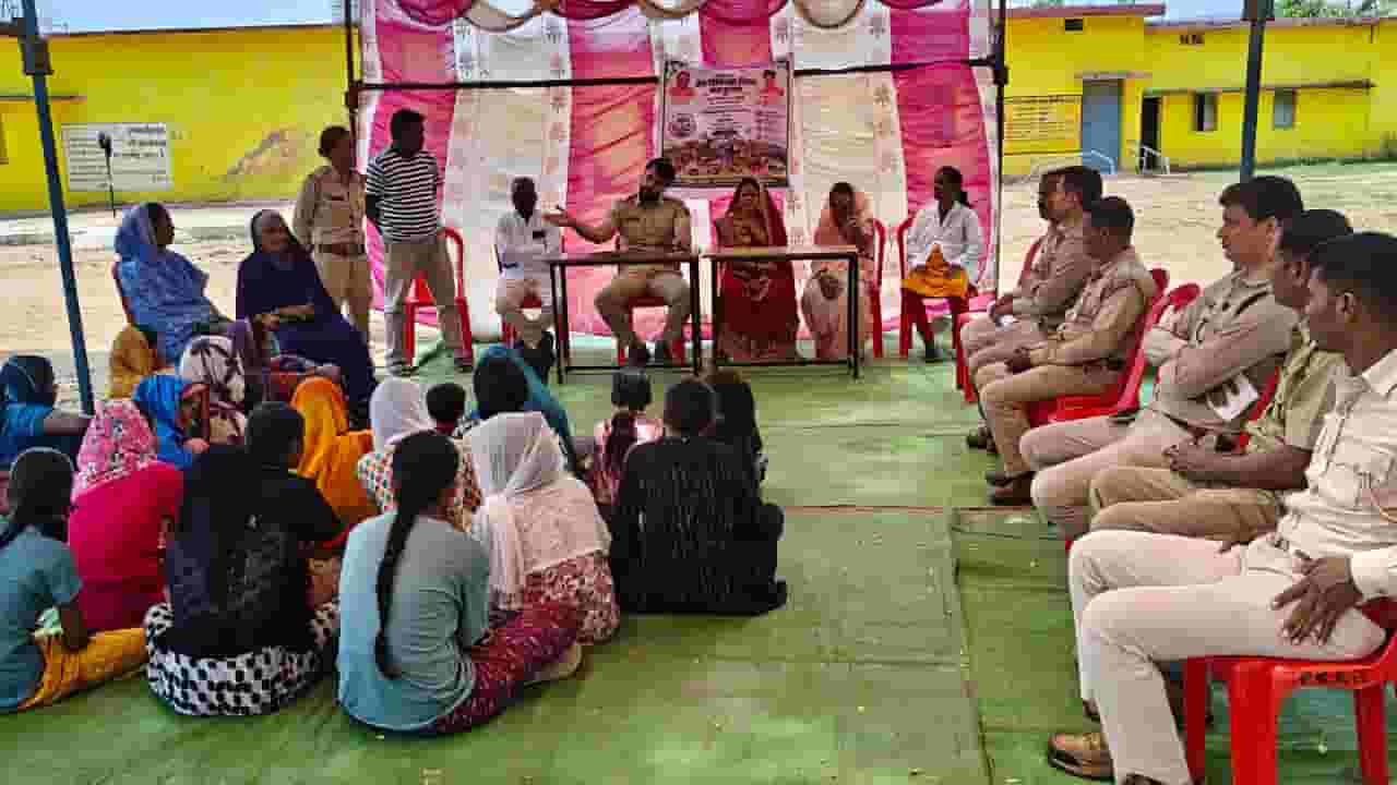 बलौदाबाजार में अंतर्राष्ट्रीय जैव विविधता दिवस पर विभिन्न कार्यक्रम आयोजित बलौदाबाजार में अंतर्राष्ट्रीय जैव विविधता दिवस पर विभिन्न कार्यक्रम आयोजित