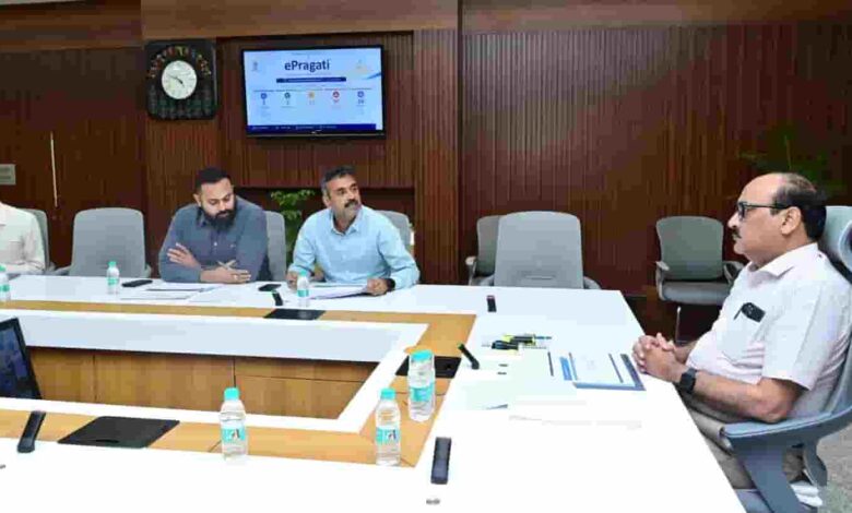 मुख्य सचिव ने ई-प्रगति पोर्टल पर जियोटैग फोटो सहित रिपोर्ट अपलोड करने के निर्देश दिए मुख्य सचिव ने ई-प्रगति पोर्टल पर जियोटैग फोटो सहित रिपोर्ट अपलोड करने के निर्देश दिए