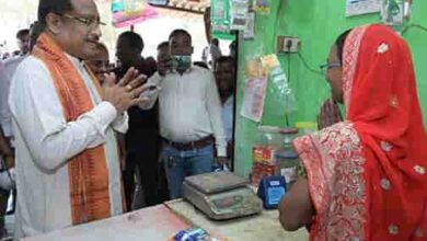 CM साय का सरप्राइज दौरा! ‘लखपति दीदी’ सुमिला की दुकान पर मिला अनोखा स्वागत