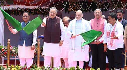 अमित शाह ने रायपुर में नेक्स्ट जेन CG Dial-112 और मोबाइल फॉरेंसिक वैन का शुभारंभ किया अमित शाह ने रायपुर में नेक्स्ट जेन CG Dial-112 और मोबाइल फॉरेंसिक वैन का शुभारंभ किया