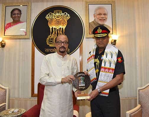 सम्मान, संवाद और सौजन्य — राजभवन में हुई विशेष भेंट सम्मान, संवाद और सौजन्य — राजभवन में हुई विशेष भेंट