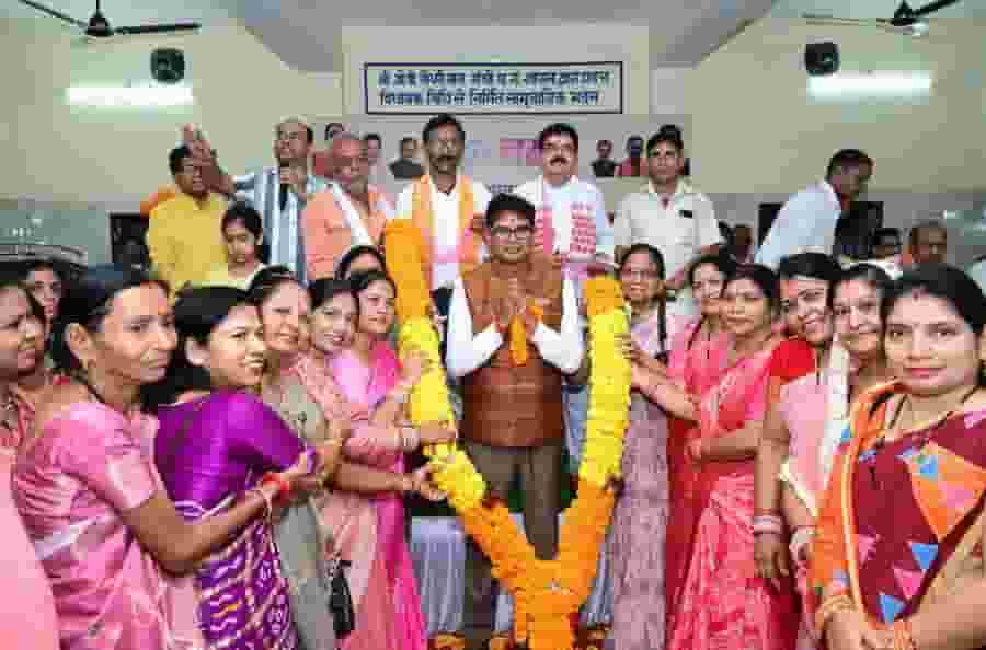 वित्त मंत्री ओ.पी. चौधरी ने शहर के विकास और जनसुविधाओं पर जोर दिया वित्त मंत्री ओ.पी. चौधरी ने शहर के विकास और जनसुविधाओं पर जोर दिया