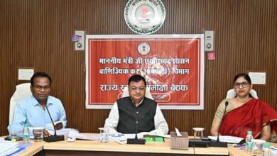 कानून, नियंत्रण और कार्रवाई — अवैध मदिरा कारोबार के खिलाफ सख्त संदेश कानून, नियंत्रण और कार्रवाई — अवैध मदिरा कारोबार के खिलाफ सख्त संदेश