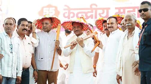 मुख्यमंत्री विष्णुदेव साय ने कहा कि समृद्ध, संगठित और शिक्षित समाज ही सशक्त राष्ट्र की आधारशिला मुख्यमंत्री विष्णुदेव साय ने कहा कि समृद्ध, संगठित और शिक्षित समाज ही सशक्त राष्ट्र की आधारशिला