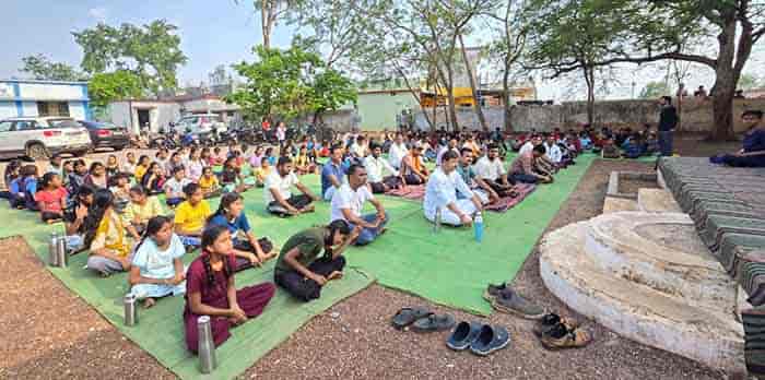 अहिवारा मंडल के ग्राम पोटिया में अंतर्राष्ट्रीय योग दिवस उत्साहपूर्वक मनाया गया अहिवारा मंडल के ग्राम पोटिया में अंतर्राष्ट्रीय योग दिवस उत्साहपूर्वक मनाया गया