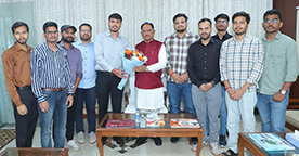 सपनों से सफलता तक का सफर— आदिवासी युवाओं की उपलब्धि को मिला मुख्यमंत्री का सम्मान