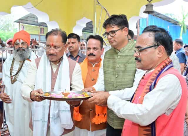 आस्था और श्रद्धा का संगम — पंचमुखी सिद्ध हनुमान मंदिर में मुख्यमंत्री ने की विशेष पूजा