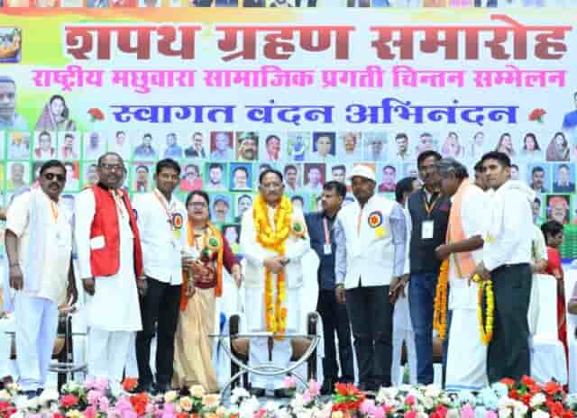 जल से जीवन, श्रम से सम्मान — मछुआरा समाज के उत्थान का संकल्प लेकर आगे बढ़ रही सरकार जल से जीवन, श्रम से सम्मान — मछुआरा समाज के उत्थान का संकल्प लेकर आगे बढ़ रही सरकार