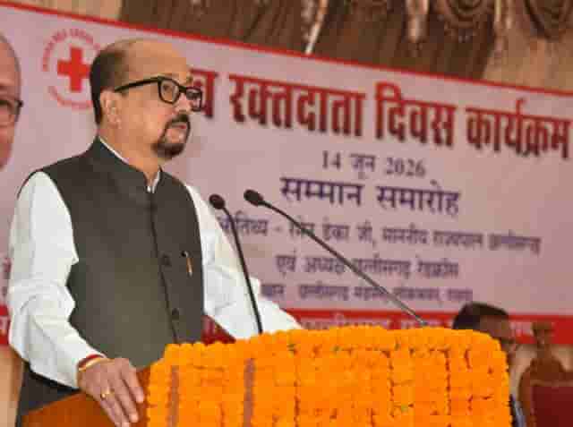 जीवन बचाने का महादान— रक्त की हर बूंद बन सकती है किसी की नई मुस्कान जीवन बचाने का महादान— रक्त की हर बूंद बन सकती है किसी की नई मुस्कान