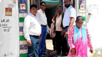 दो मरीज मिले, स्वास्थ्य अमला सक्रिय—अहिवारा के वार्ड-5 में स्वास्थ्य टीम ने संभाला मोर्चा दो मरीज मिले, स्वास्थ्य अमला सक्रिय—अहिवारा के वार्ड-5 में स्वास्थ्य टीम ने संभाला मोर्चा