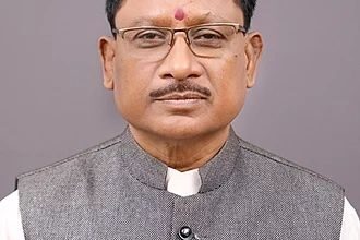 जमीन के दस्तावेज अब सिर्फ एक मैसेज दूर! मुख्यमंत्री साय ने शुरू की व्हाट्सएप सुविधा जमीन के दस्तावेज अब सिर्फ एक मैसेज दूर! मुख्यमंत्री साय ने शुरू की व्हाट्सएप सुविधा