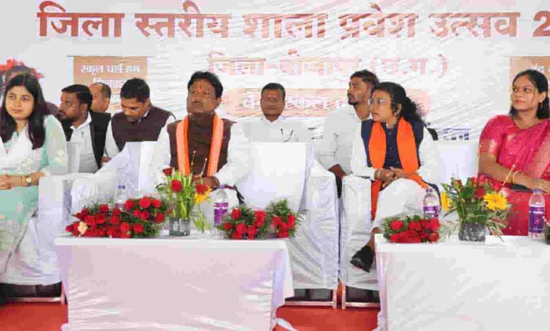 शाला प्रवेशोत्सव के माध्यम से बच्चों को शिक्षा से जोड़ने की दिशा में सकारात्मक पहल हुई